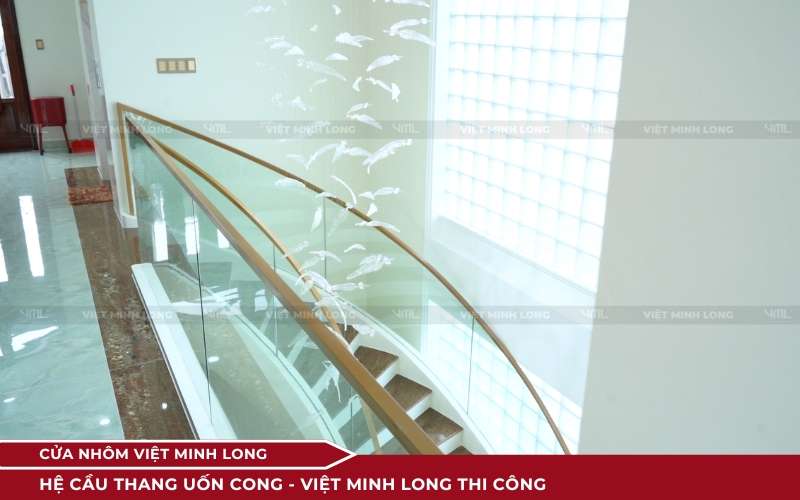 cửa biệt thự hiện đại