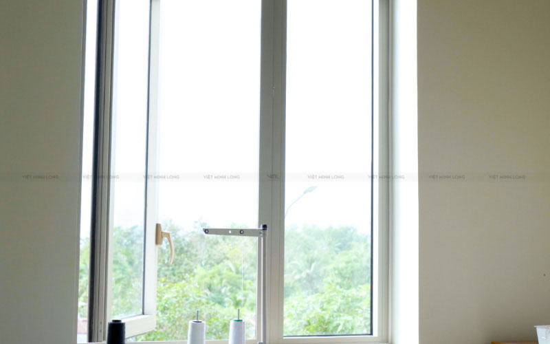 Cửa sổ mở quay Maxpro hệ 55 - Cửa nhôm Việt Minh Long