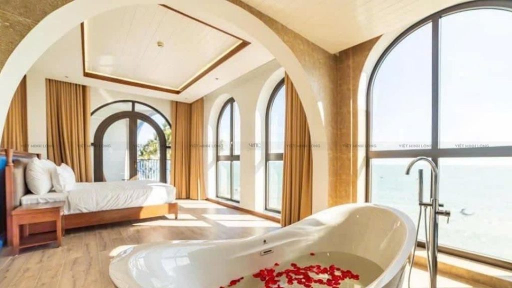 Hạng mục cửa nhôm kính LCV Resort Mũi Né